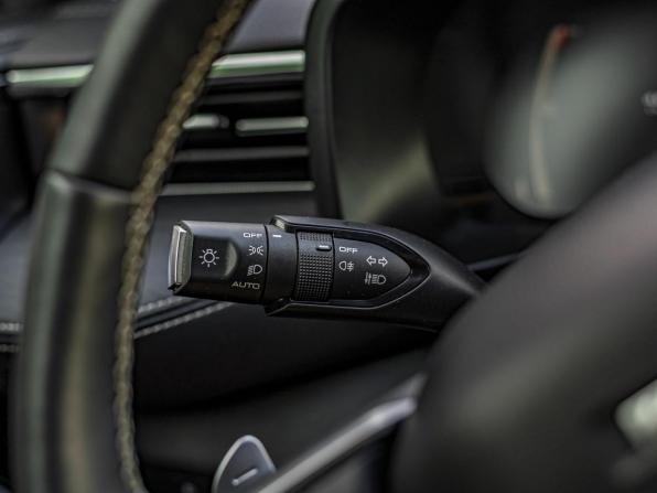 Haval Jolion I с пробегом 2023 года, цена 1 862 000 рублей, 48553 км, внедорожник, Автокод Объявления