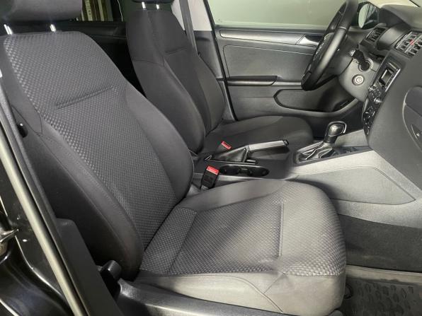 Volkswagen Jetta VI с пробегом 2013 года, цена 849 000 рублей, 261881 км, седан, Автокод Объявления