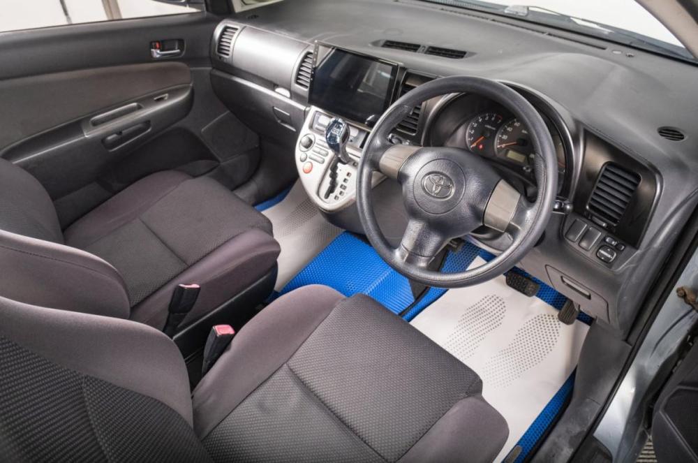Toyota Wish I Рестайлинг Томск  - изображение 9