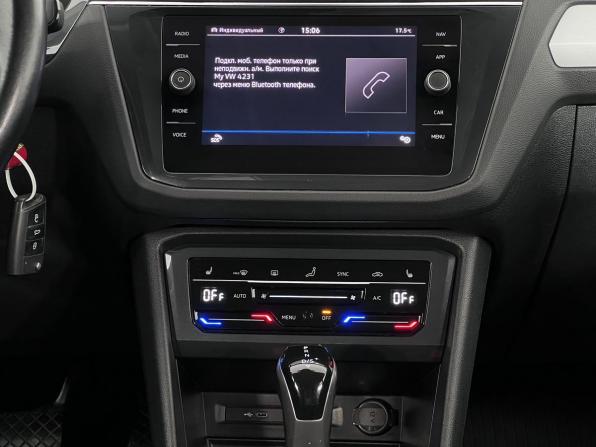 Volkswagen Tiguan II Рестайлинг с пробегом 2021 года, цена 2 350 000 рублей, 109999 км, внедорожник, Автокод Объявления