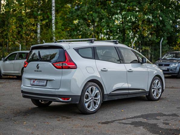 Renault Scenic IV с пробегом 2017 года, цена 1 280 000 рублей, 176515 км, минивэн, Автокод Объявления