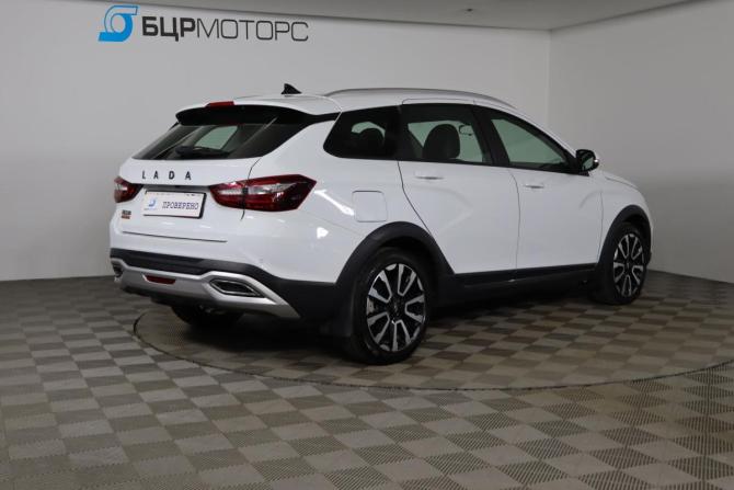Lada (ВАЗ) Vesta I Рестайлинг (NG) с пробегом 2024 года, цена 1 629 990 рублей, 18007 км, универсал, Автокод Объявления