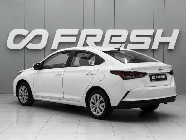 Hyundai Solaris II Рестайлинг с пробегом 2021 года, цена 1 650 000 рублей, 57974 км, седан, Автокод Объявления