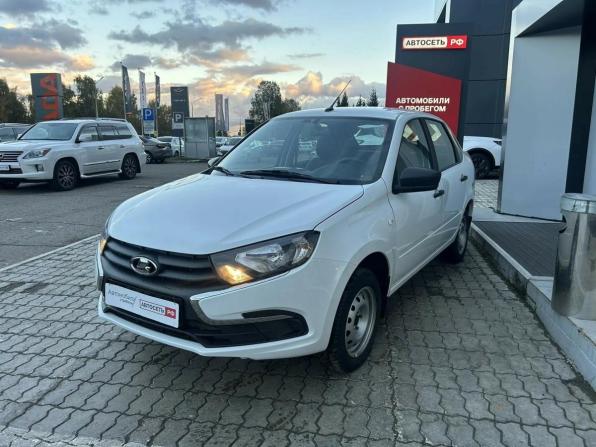 Lada (ВАЗ) Granta I Рестайлинг с пробегом 2024 года, цена 698 750 рублей, 12478 км, седан, Автокод Объявления