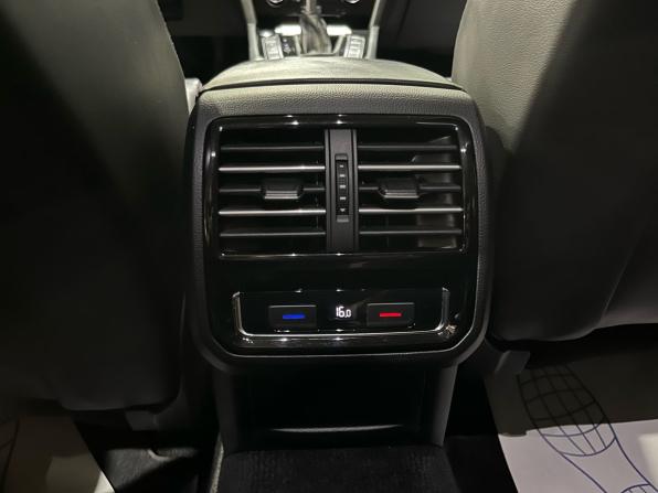 Volkswagen Passat B8 с пробегом 2017 года, цена 1 690 000 рублей, 191407 км, седан, Автокод Объявления