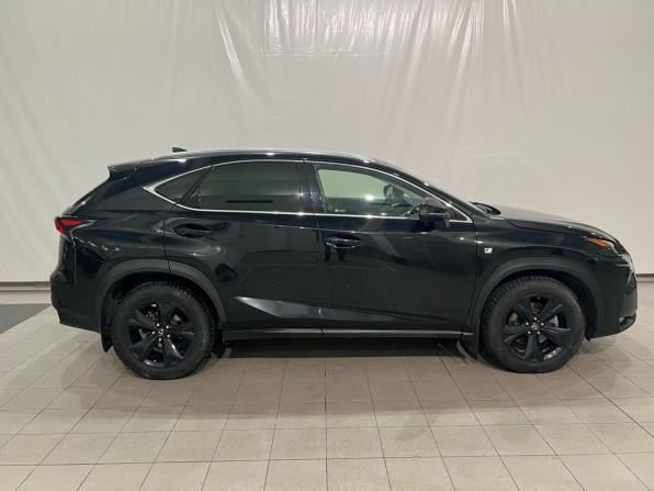 Lexus NX I Рестайлинг с пробегом 2017 года, цена 2 780 000 рублей, 113400 км, внедорожник, Автокод Объявления