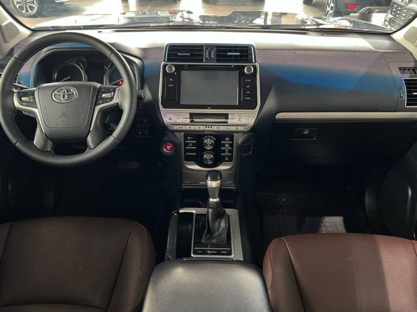 Toyota Land Cruiser Prado 150 Series Рестайлинг 2 с пробегом 2019 года, цена 5 900 000 рублей, 136921 км, внедорожник, Автокод Объявления