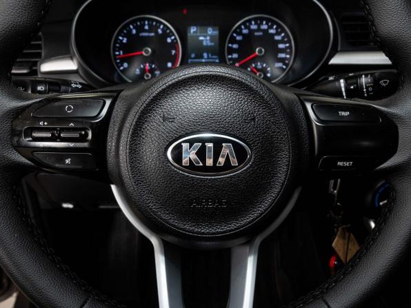 Kia Rio IV с пробегом 2019 года, цена 1 390 000 рублей, 150600 км, седан, Автокод Объявления