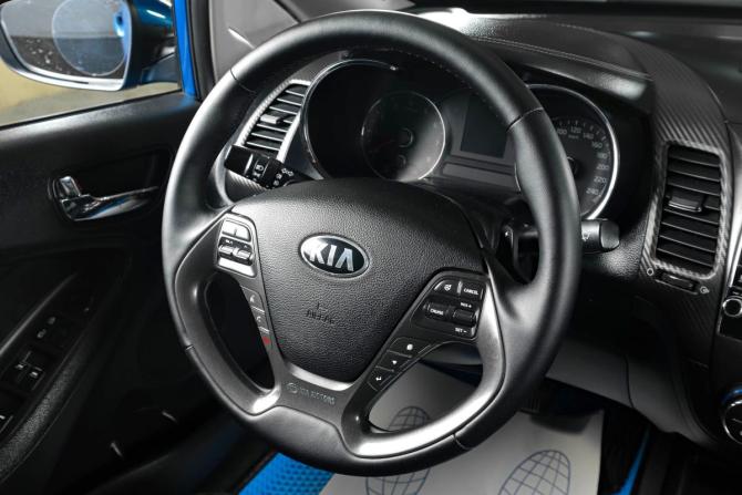 Kia Cerato III с пробегом 2013 года, цена 1 359 000 рублей, 245000 км, седан, Автокод Объявления