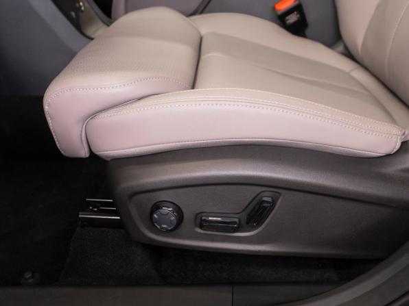 Geely Atlas II с пробегом 2026 года, цена 3 400 000 рублей, 50 км, внедорожник, Автокод Объявления