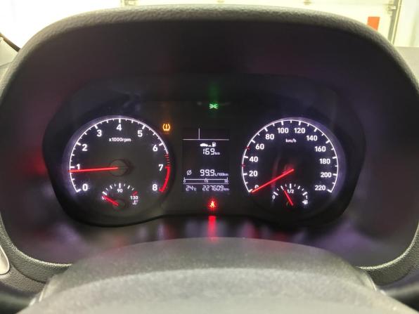 Hyundai Solaris II с пробегом 2019 года, цена 1 050 000 рублей, 227000 км, седан, Автокод Объявления