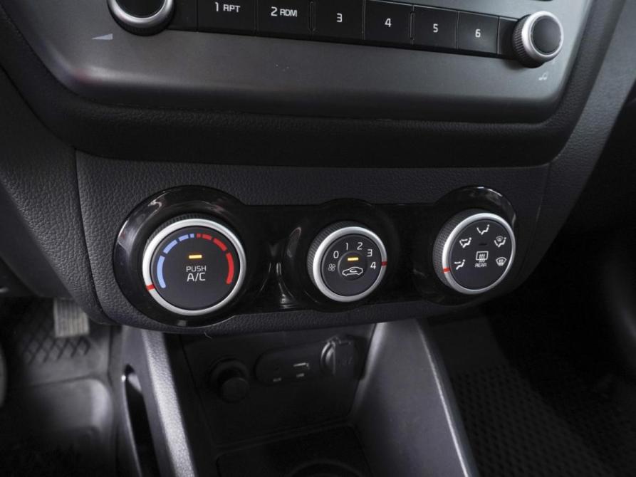 Kia Rio III Рестайлинг Ростов-на-Дону  - изображение 15