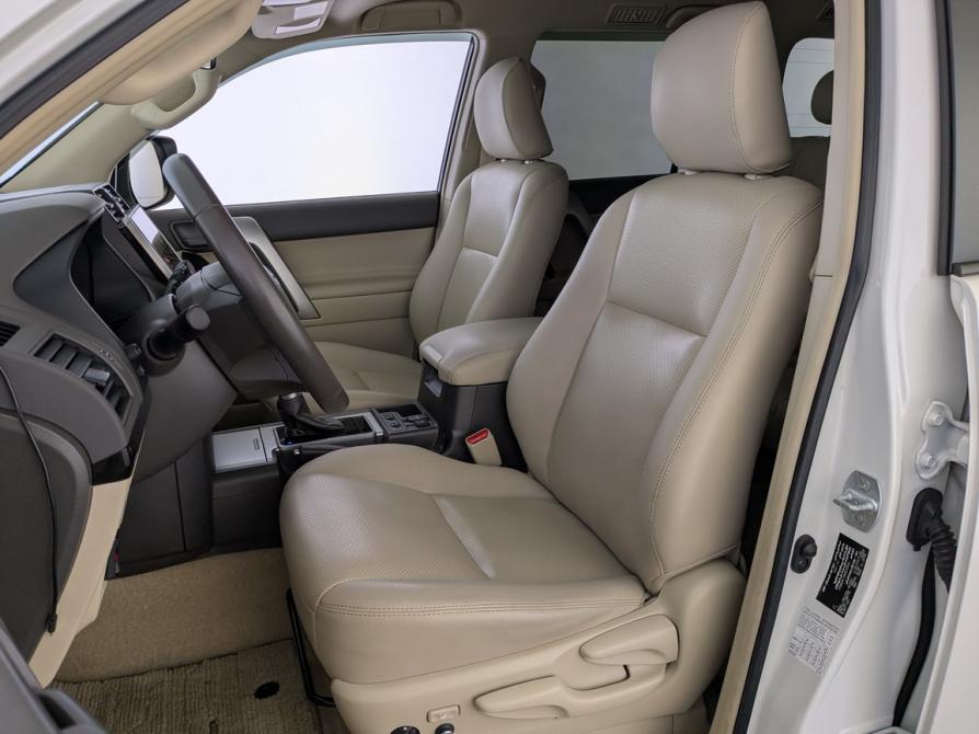 Toyota Land Cruiser Prado 150 Series Рестайлинг 3 Москва  - изображение 19