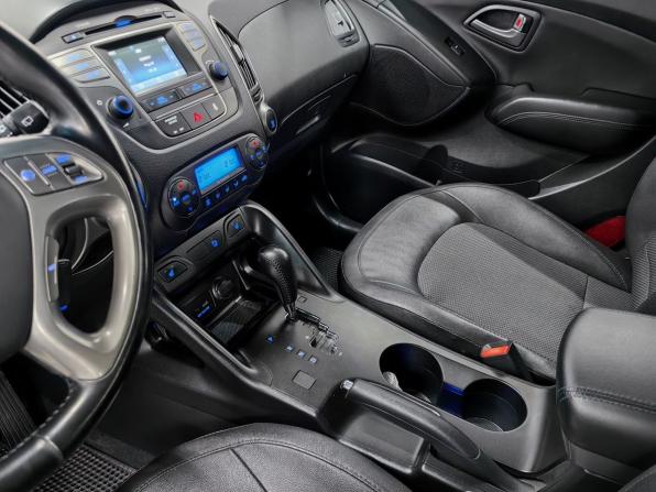 Hyundai ix35 I Рестайлинг с пробегом 2014 года, цена 1 650 000 рублей, 178000 км, внедорожник, Автокод Объявления