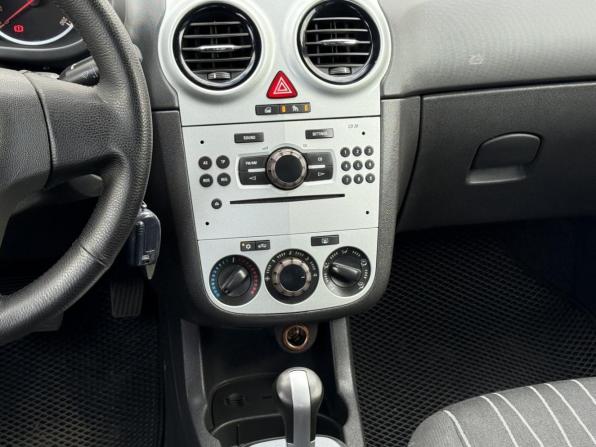 Opel Corsa D с пробегом 2009 года, цена 399 990 рублей, 204972 км, хэтчбек, Автокод Объявления