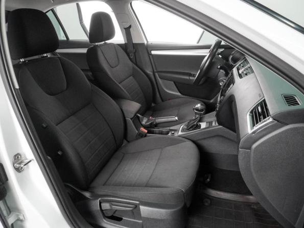 Skoda Octavia III (A7) с пробегом 2017 года, цена 1 689 000 рублей, 115350 км, лифтбек, Автокод Объявления
