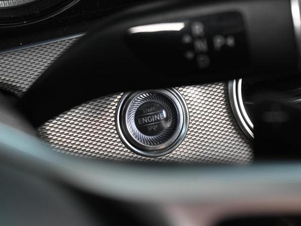 Mercedes-Benz E-Класс V (W213 S213 C238) с пробегом 2019 года, цена 2 799 000 рублей, 122240 км, седан, Автокод Объявления