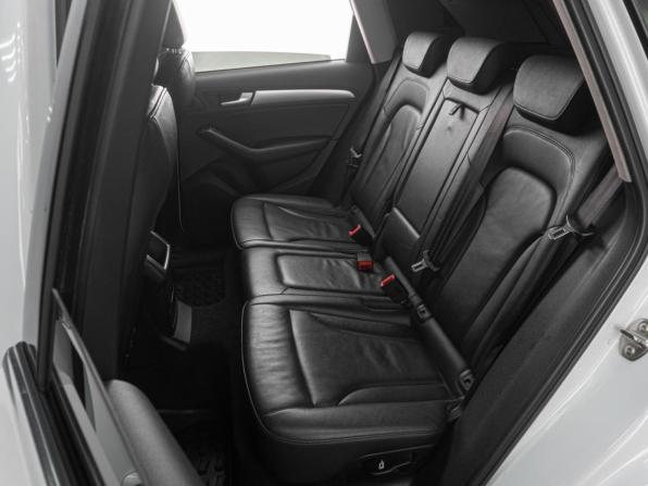 Audi Q5 I (8R) Рестайлинг с пробегом 2012 года, цена 1 719 000 рублей, 171174 км, внедорожник, Автокод Объявления