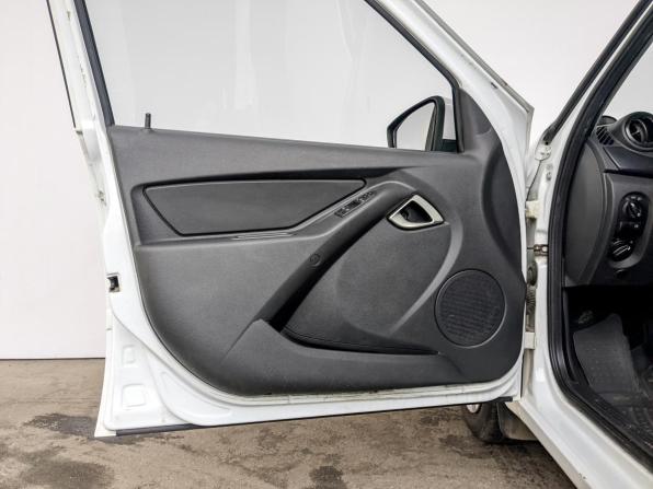 Lada (ВАЗ) Granta I Рестайлинг с пробегом 2023 года, цена 620 000 рублей, 49999 км, седан, Автокод Объявления