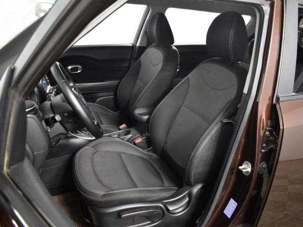 Kia Soul II Рестайлинг с пробегом 2017 года, цена 1 273 100 рублей, 234478 км, хэтчбек, Автокод Объявления