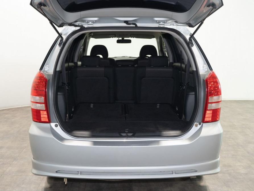 Toyota Wish I Чита  - изображение 14