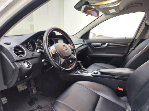 Mercedes-Benz C-Класс III (W204) Рестайлинг с пробегом 2013 года, цена 1 579 000 рублей, 232670 км, седан, Автокод Объявления