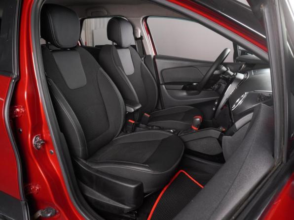 Renault Kaptur I Рестайлинг с пробегом 2021 года, цена 1 575 000 рублей, 100194 км, внедорожник, Автокод Объявления
