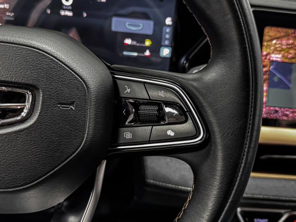 Geely Monjaro I с пробегом 2023 года, цена 3 069 000 рублей, 23506 км, внедорожник, Автокод Объявления