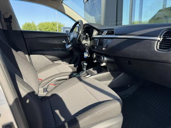 Kia Rio IV с пробегом 2017 года, цена 1 315 000 рублей, 112569 км, седан, Автокод Объявления