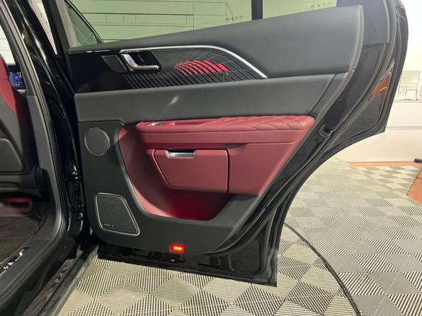 Hongqi E-HS9 с пробегом 2021 года, цена 4 530 000 рублей, 4821 км, внедорожник, Автокод Объявления