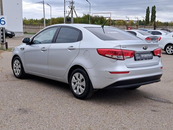 Kia Rio III Рестайлинг с пробегом 2015 года, цена 875 000 рублей, 180200 км, седан, Автокод Объявления