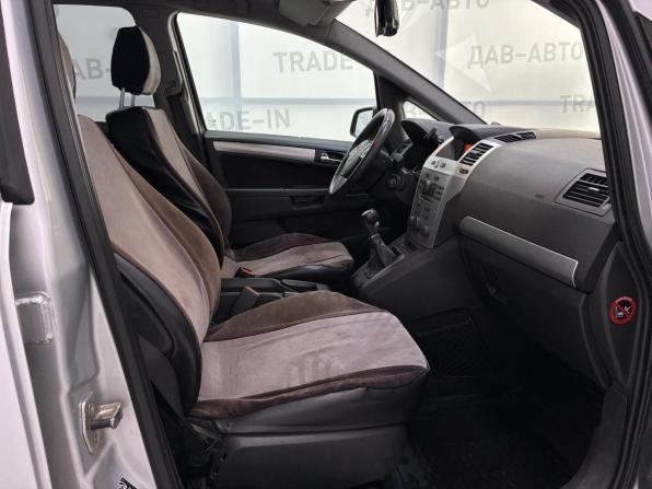 Opel Zafira B Рестайлинг с пробегом 2013 года, цена 730 000 рублей, 142000 км, минивэн, Автокод Объявления
