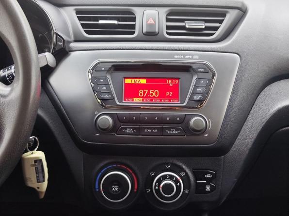 Kia Rio III с пробегом 2012 года, цена 1 030 000 рублей, 112612 км, хэтчбек, Автокод Объявления
