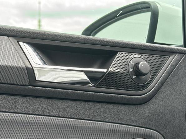 Skoda Rapid II с пробегом 2022 года, цена 1 620 000 рублей, 89819 км, лифтбек, Автокод Объявления