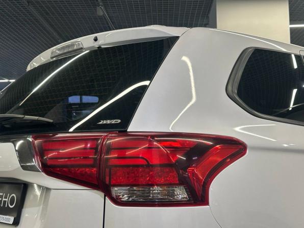 Mitsubishi Outlander III Рестайлинг 2 с пробегом 2016 года, цена 1 639 000 рублей, 177706 км, внедорожник, Автокод Объявления