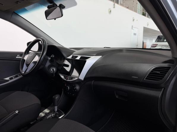 Hyundai Solaris I с пробегом 2012 года, цена 850 000 рублей, 205000 км, седан, Автокод Объявления
