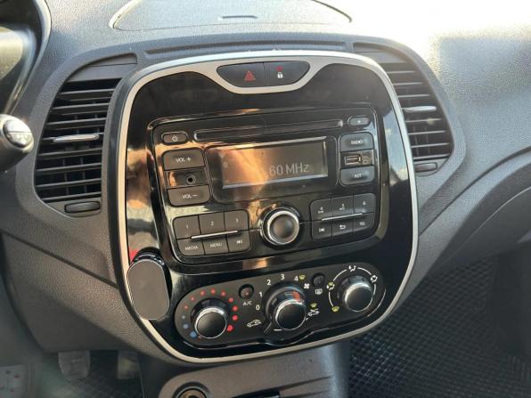 Renault Kaptur I с пробегом 2016 года, цена 1 140 000 рублей, 136155 км, внедорожник, Автокод Объявления