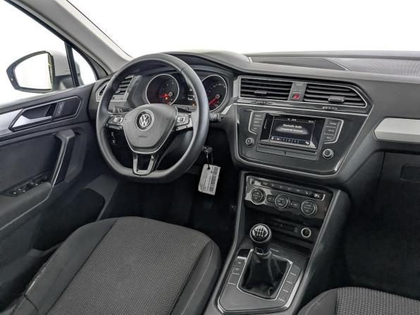Volkswagen Tiguan II с пробегом 2017 года, цена 1 795 000 рублей, 111549 км, внедорожник, Автокод Объявления