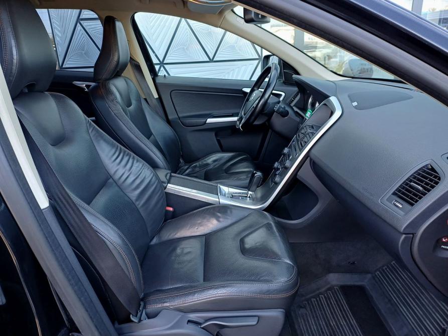 Volvo XC60 I Москва  - изображение 24