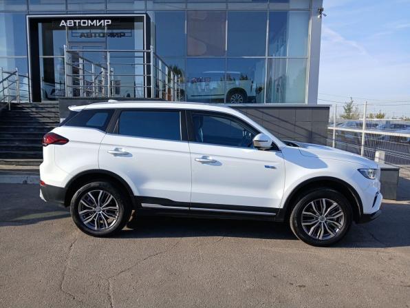 Geely Atlas Pro с пробегом 2023 года, цена 2 100 000 рублей, 66451 км, внедорожник, Автокод Объявления