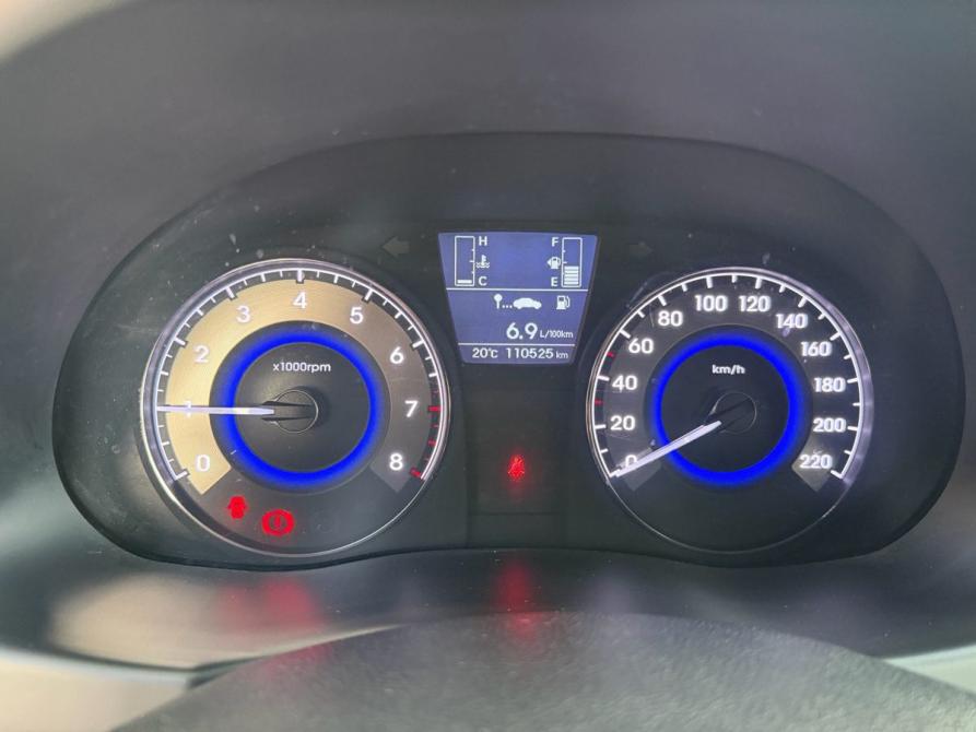 Hyundai Solaris I Рестайлинг Таганрог  - изображение 17