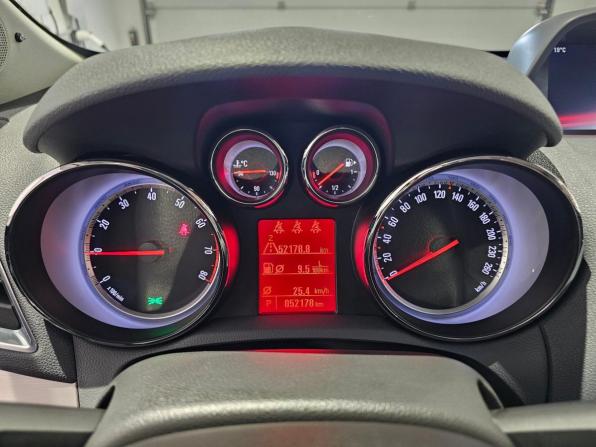 Opel Mokka I с пробегом 2013 года, цена 1 499 000 рублей, 52178 км, внедорожник, Автокод Объявления
