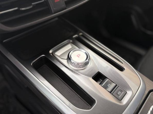 Haval Jolion I Рестайлинг с пробегом 2024 года, цена 1 812 000 рублей, 30249 км, внедорожник, Автокод Объявления