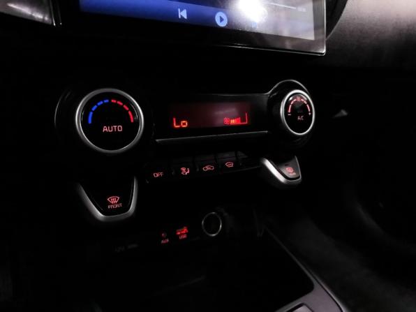Kia Rio IV с пробегом 2017 года, цена 1 196 000 рублей, 79217 км, седан, Автокод Объявления