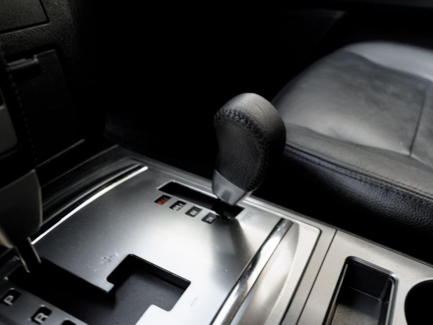 Mitsubishi Pajero IV Рестайлинг 1 Екатеринбург  - изображение 23