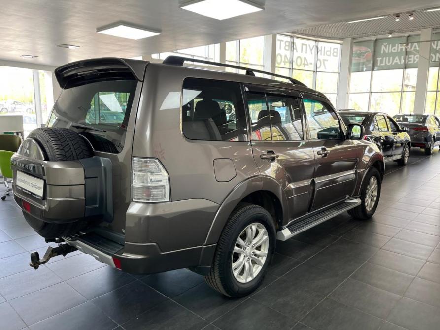 Mitsubishi Pajero IV Рестайлинг 1 Киров  - изображение 4