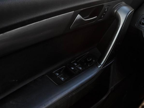 Volkswagen Passat B7 с пробегом 2012 года, цена 980 000 рублей, 223813 км, седан, Автокод Объявления