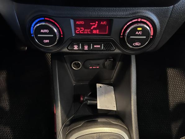 Kia Rio III с пробегом 2013 года, цена 695 000 рублей, 234997 км, седан, Автокод Объявления