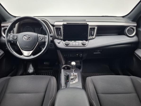 Toyota RAV4 IV (XA40) Рестайлинг с пробегом 2019 года, цена 2 450 000 рублей, 127078 км, внедорожник, Автокод Объявления