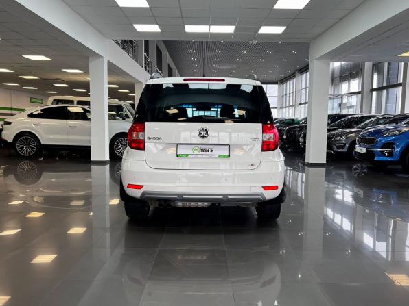 Skoda Yeti I Рестайлинг с пробегом 2014 года, цена 1 560 000 рублей, 143478 км, внедорожник, Автокод Объявления